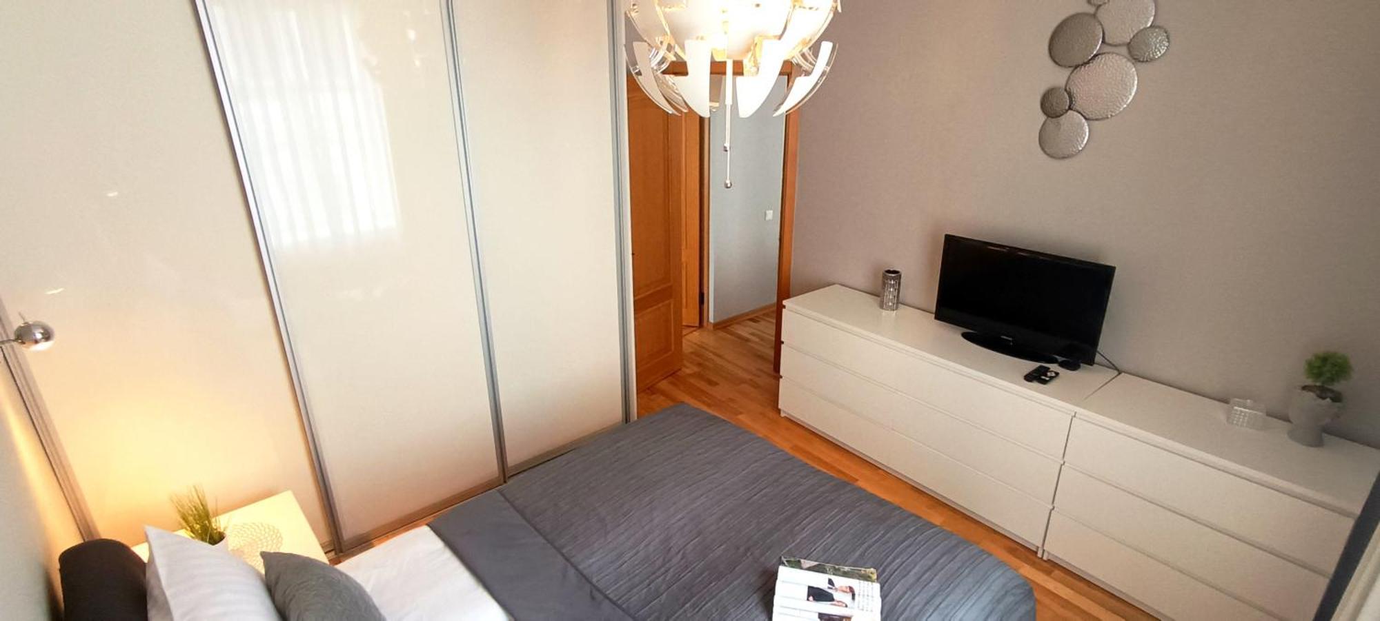 Old Town 2 Bedroom Apartment Near Dome Square & Scenic Waterfront รีกา ภายนอก รูปภาพ