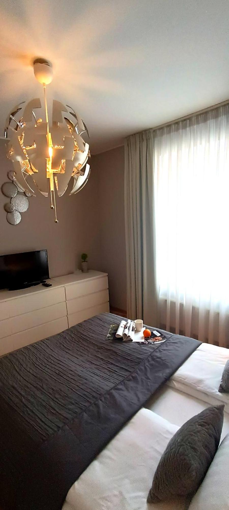 Old Town 2 Bedroom Apartment Near Dome Square & Scenic Waterfront รีกา ภายนอก รูปภาพ
