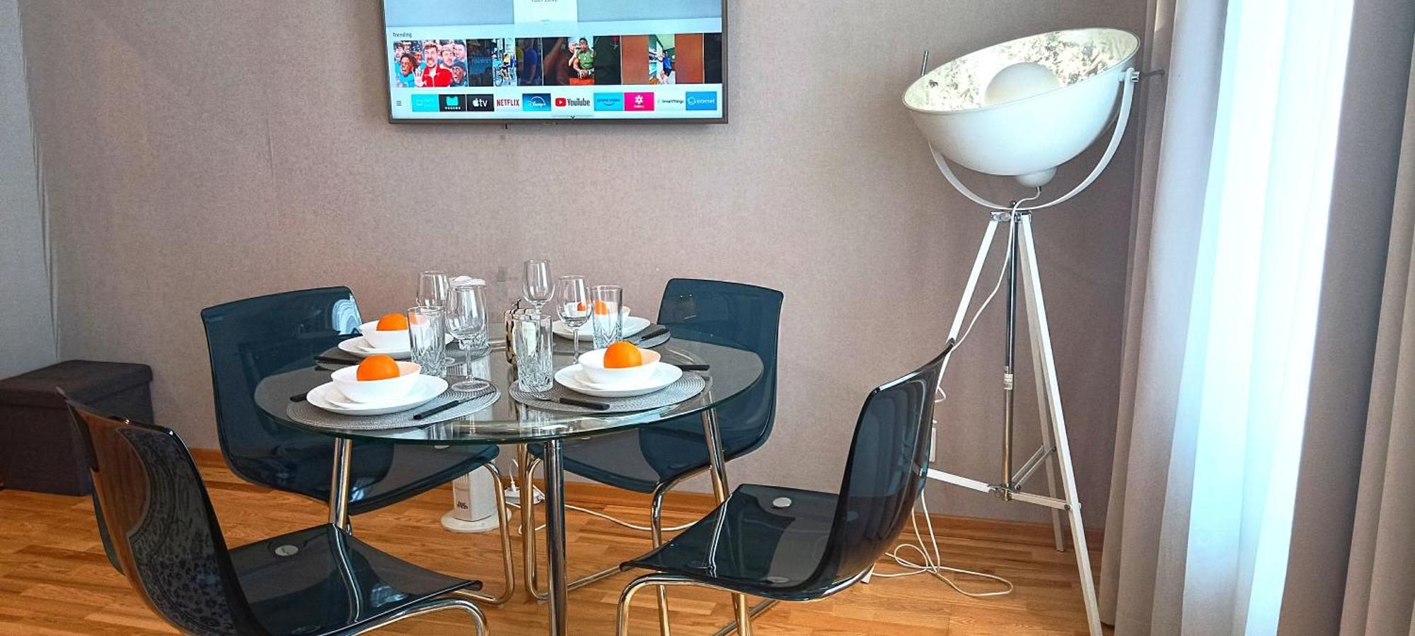 Old Town 2 Bedroom Apartment Near Dome Square & Scenic Waterfront รีกา ภายนอก รูปภาพ