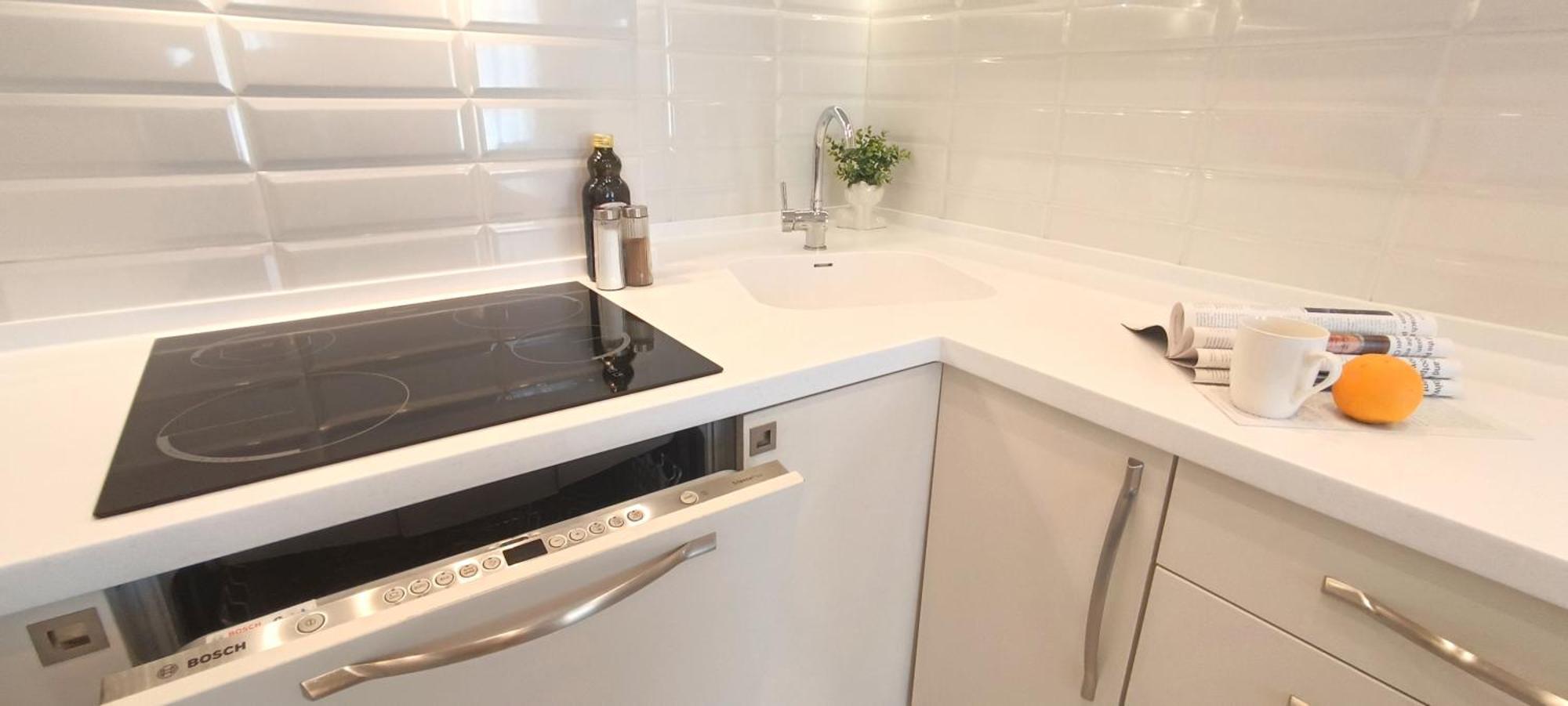 Old Town 2 Bedroom Apartment Near Dome Square & Scenic Waterfront รีกา ภายนอก รูปภาพ
